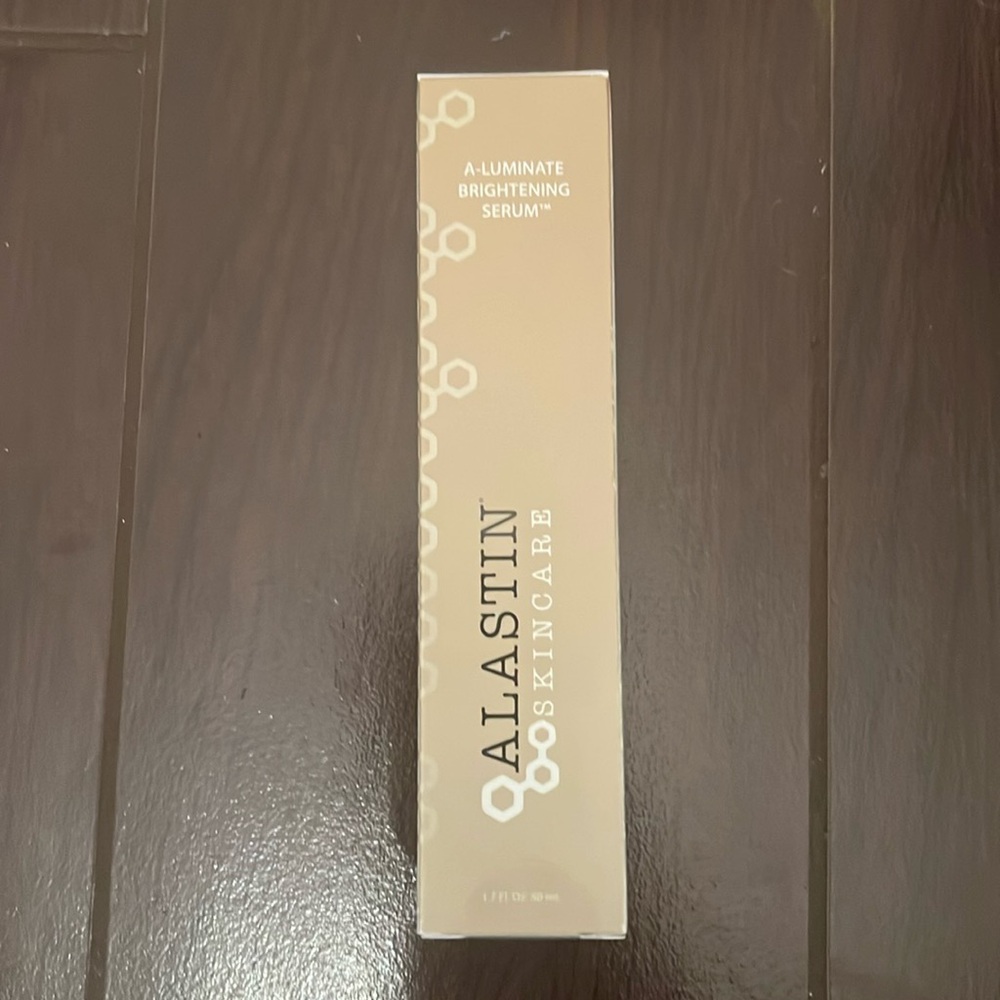 Alastin Skincare A-luminate Brightening Serum